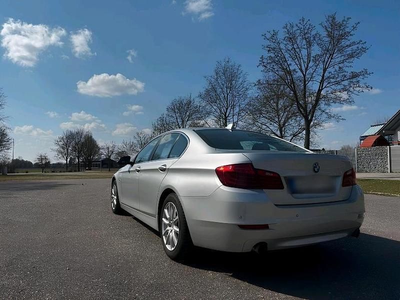 Gebraucht BMW 535 313 PS (230 kW) 2016 Silber Limousine
