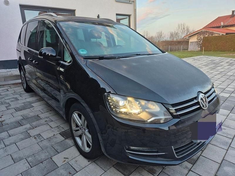 Gebraucht VW Sharan 177 PS (130 kW) 2017 Schwarz Van / Kleinbus