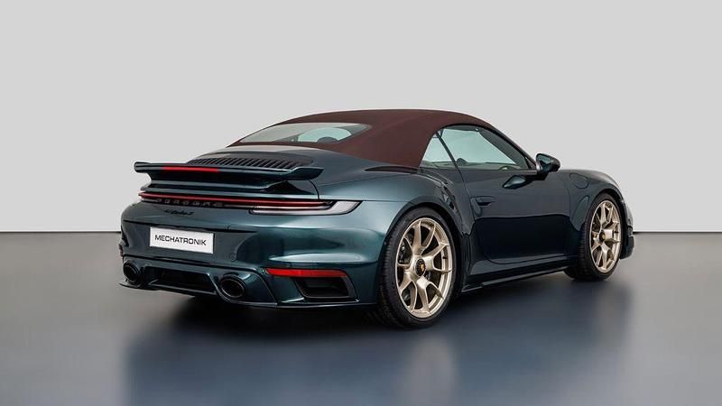 Gebraucht Porsche 911 Turbo S Cabriolet 650 PS (478 kW) 2024 Grün Cabrio