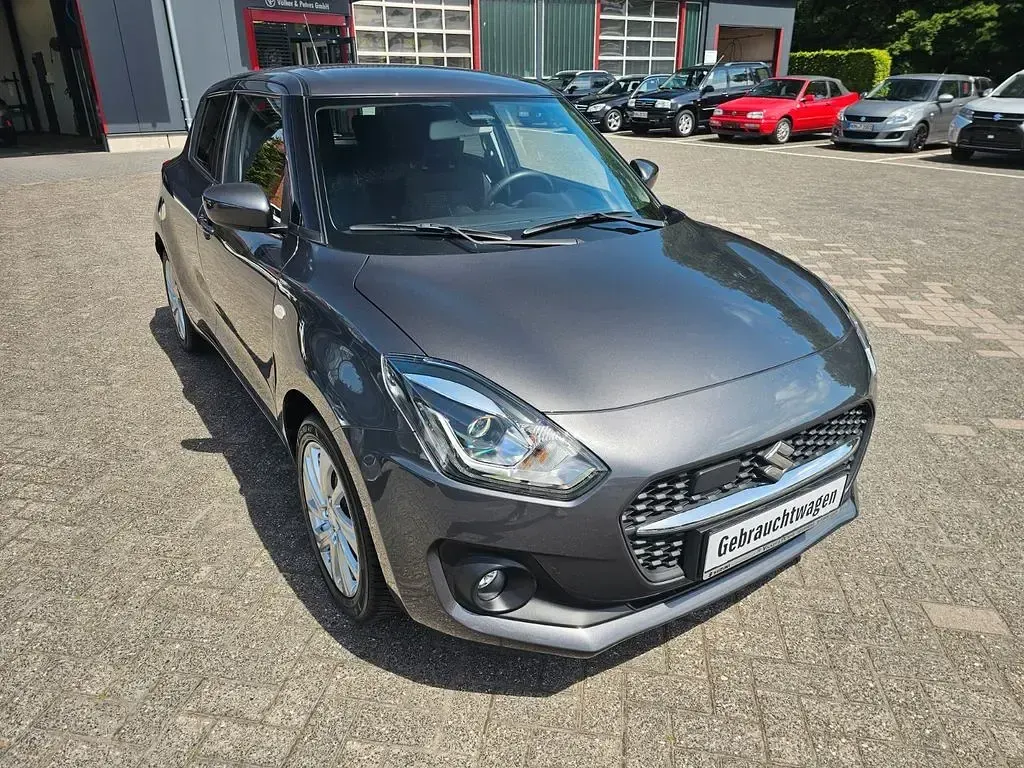 Gebraucht Suzuki Swift Comfort 83 PS (61 kW) 2023 Grau Kleinwagen