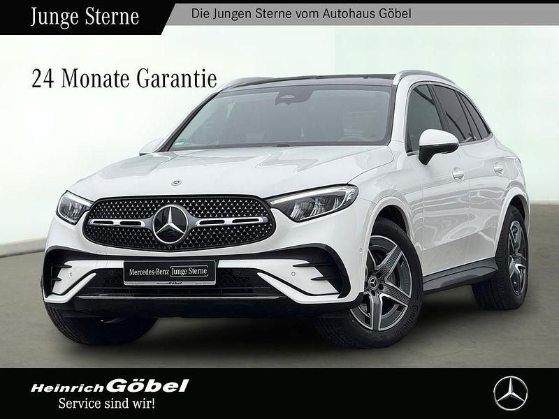 Gebraucht Mercedes GLC200 AMG 204 PS (150 kW) 2025 Weiß SUV