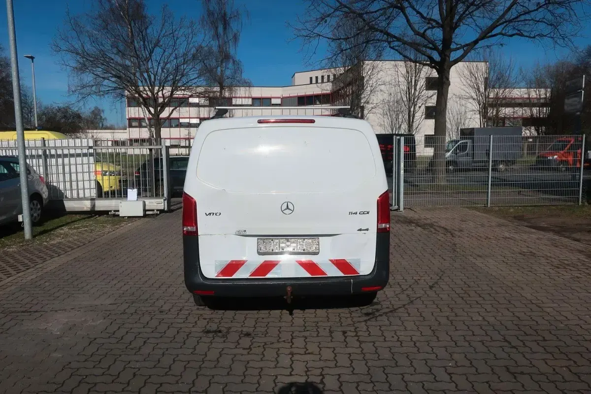 Gebraucht Mercedes Vito 136 PS (100 kW) 2020 Weiß Van