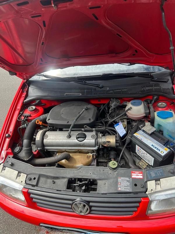 Gebraucht VW Polo 50 PS (36 kW) 1996 Rot Kleinwagen