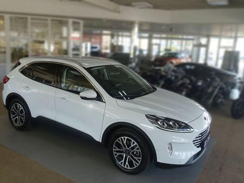 Gebraucht Ford Kuga Titanium 224 PS (164 kW) 2021 Weiß SUV