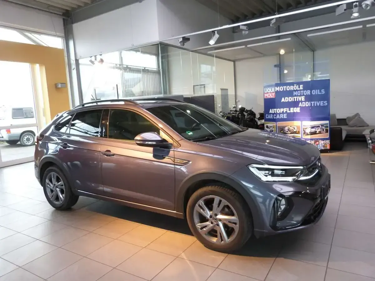 Gebraucht VW Taigo R-line 150 PS (110 kW) 2024 Rauchgrau SUV