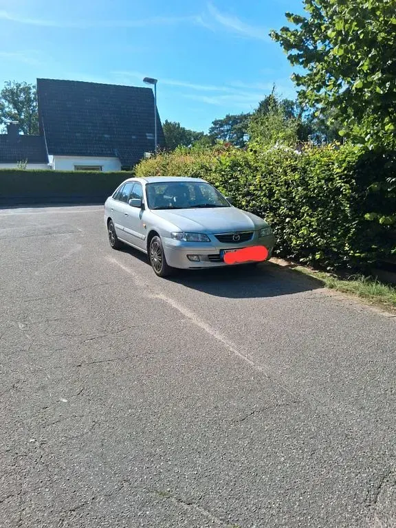 Gebraucht Mazda 626 Exclusive 116 PS (85 kW) 2002 Silber Limousine