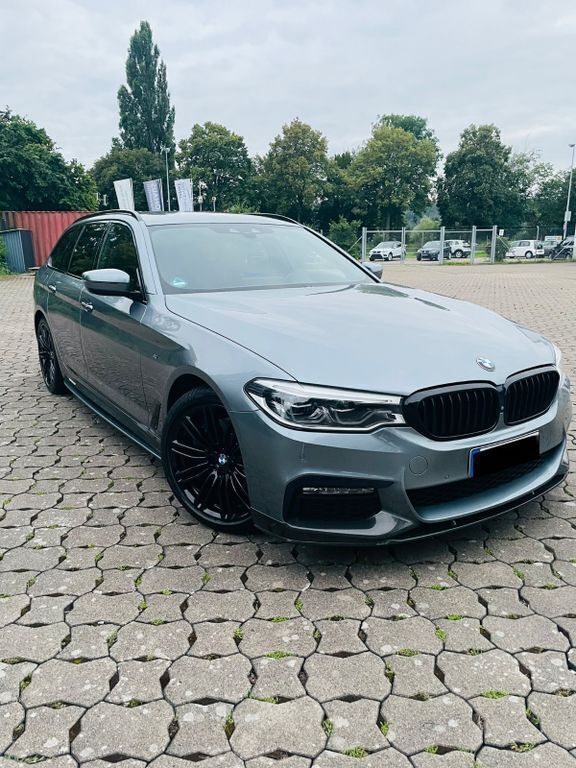 Grau Gebraucht 2017 BMW 530 M Performance Kombi | 29.970 € - Bild 1/4