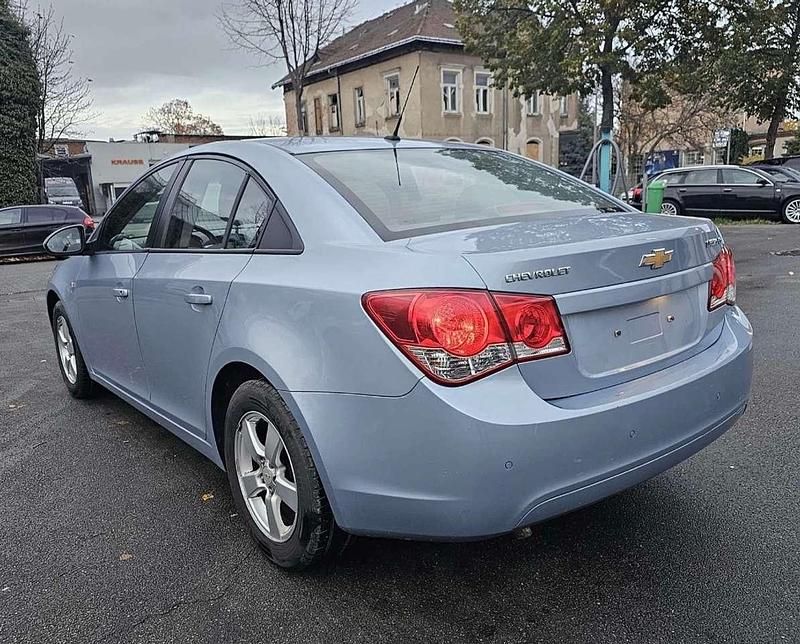 Gebraucht Chevrolet Cruze 113 PS (83 kW) 2009 Blau Limousine