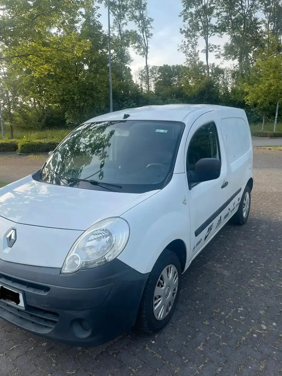 Gebraucht Renault Kangoo 70 PS (51 kW) 2010 Weiß Van / Kleinbus