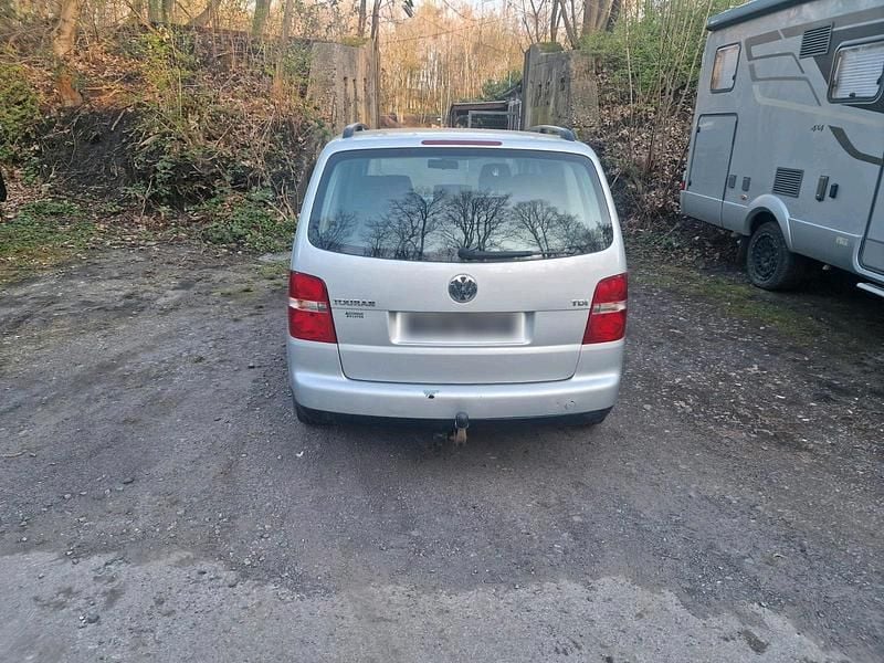 Gebraucht VW Touran 105 PS (77 kW) 2006 Silber Van / Kleinbus