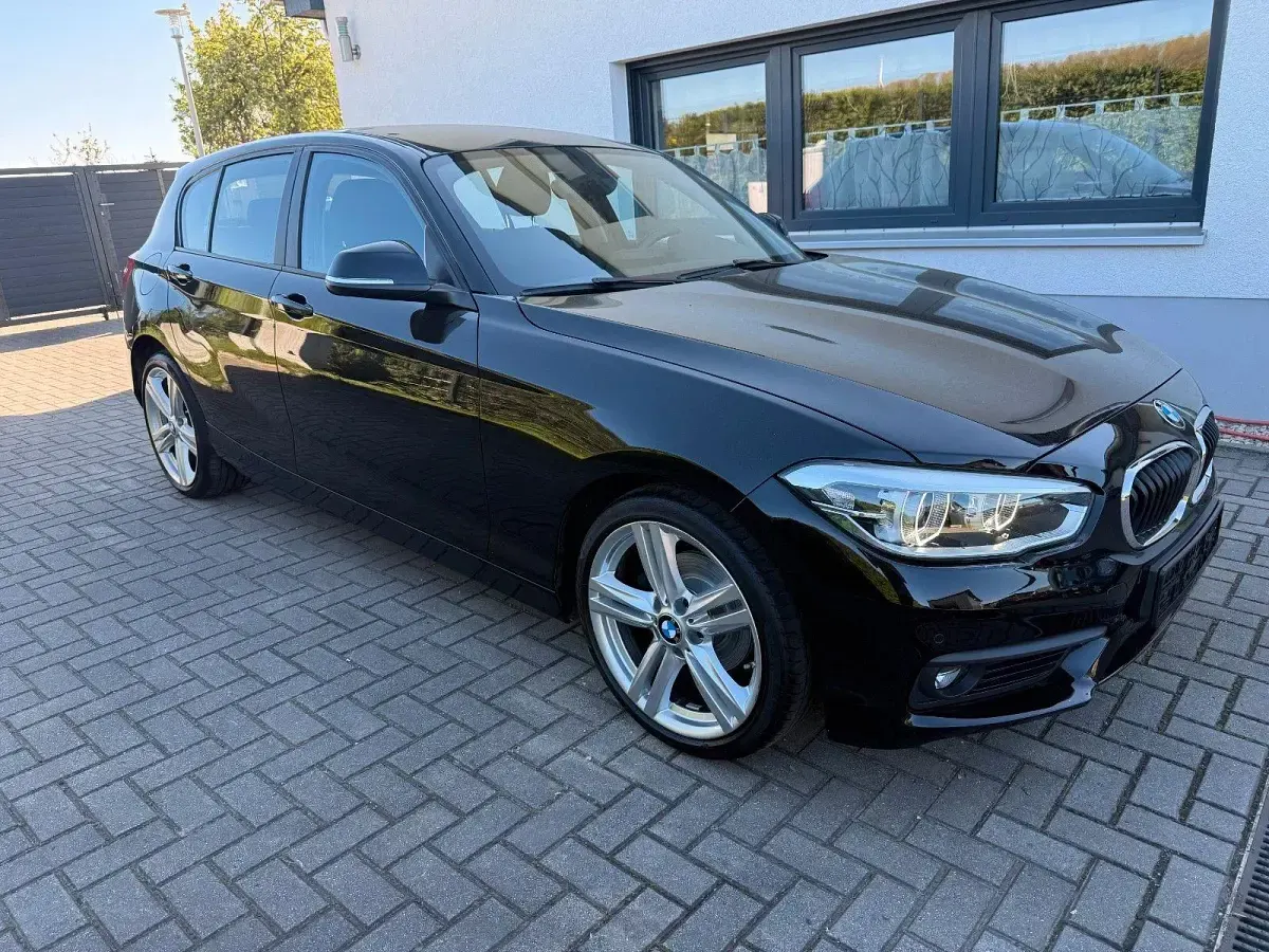 Gebraucht BMW 118 Advantage 136 PS (100 kW) 2016 Schwarz Kleinwagen