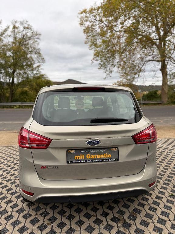 Gebraucht Ford B-MAX SYNC Edition 90 PS (66 kW) 2015 Gold Van / Kleinbus