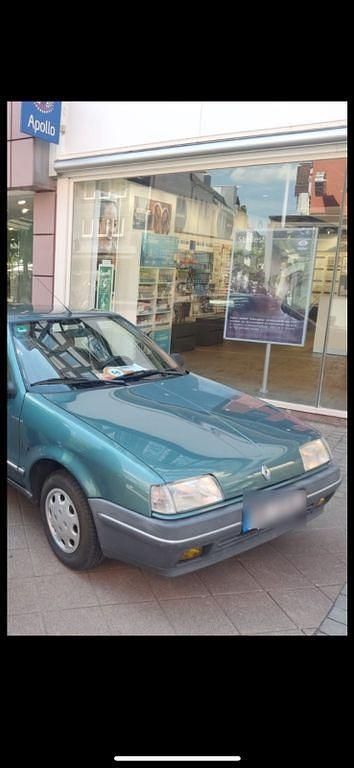 Gebraucht 1989 Renault 19 Limousine | 4.500 € - Bild 1/4