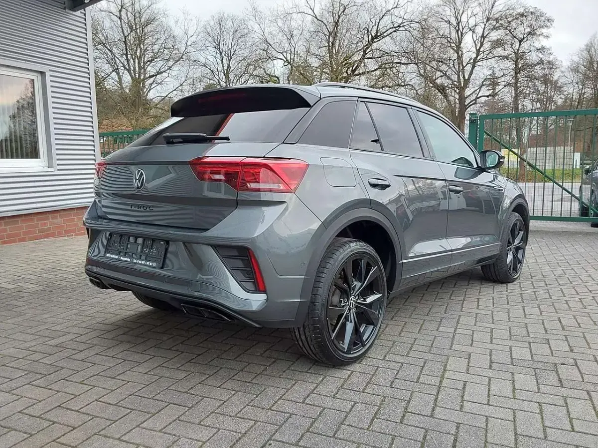 Gebraucht VW T-Roc Style 150 PS (110 kW) 2025 Grau SUV