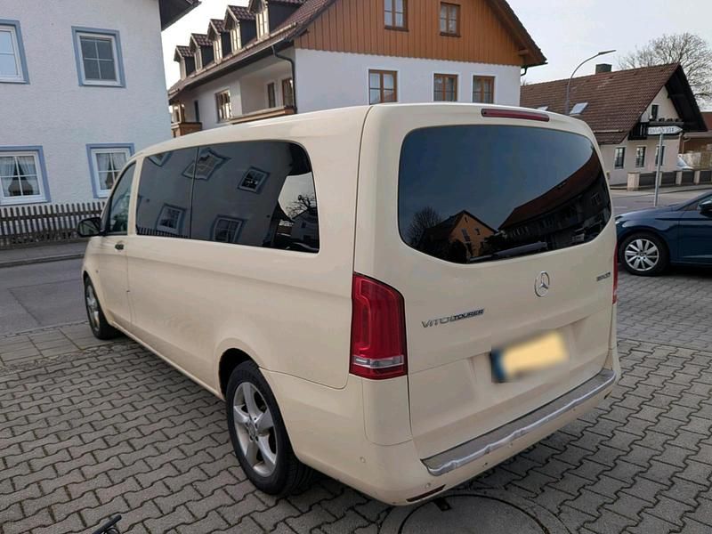 Gebraucht Mercedes Vito 190 PS (139 kW) 2016 Beige Van
