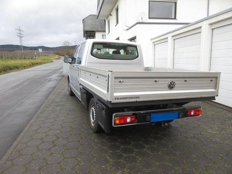 Gebraucht VW Transporter 140 PS (102 kW) 2014 Silber Van