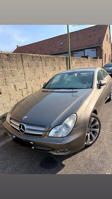 Gebraucht Mercedes CLS320 224 PS (164 kW) 2008 Beige Limousine