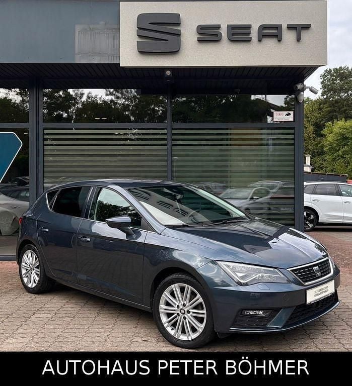 Grau Gebraucht 2020 Seat Leon XCELLENCE Limousine | 14.495 € (Guter Preis) - Bild 1/4
