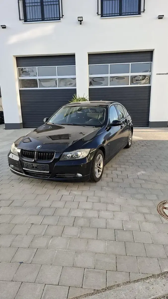 Gebraucht BMW 325 272 PS (200 kW) 2008 Limousine