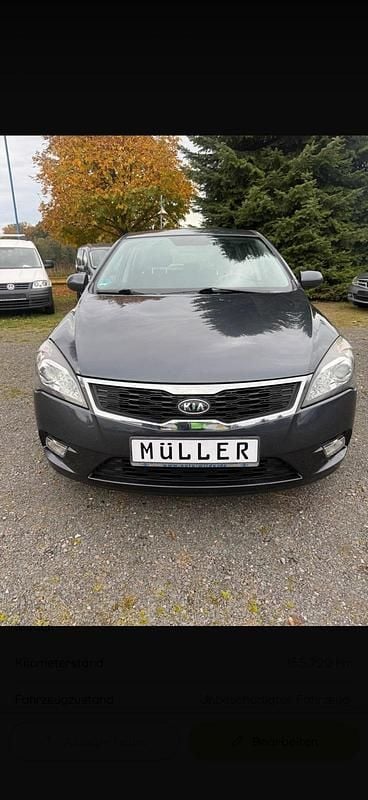 Grau Gebraucht 2010 Kia Ceed Kleinwagen | 1.999 € (Superpreis) - Bild 1/4