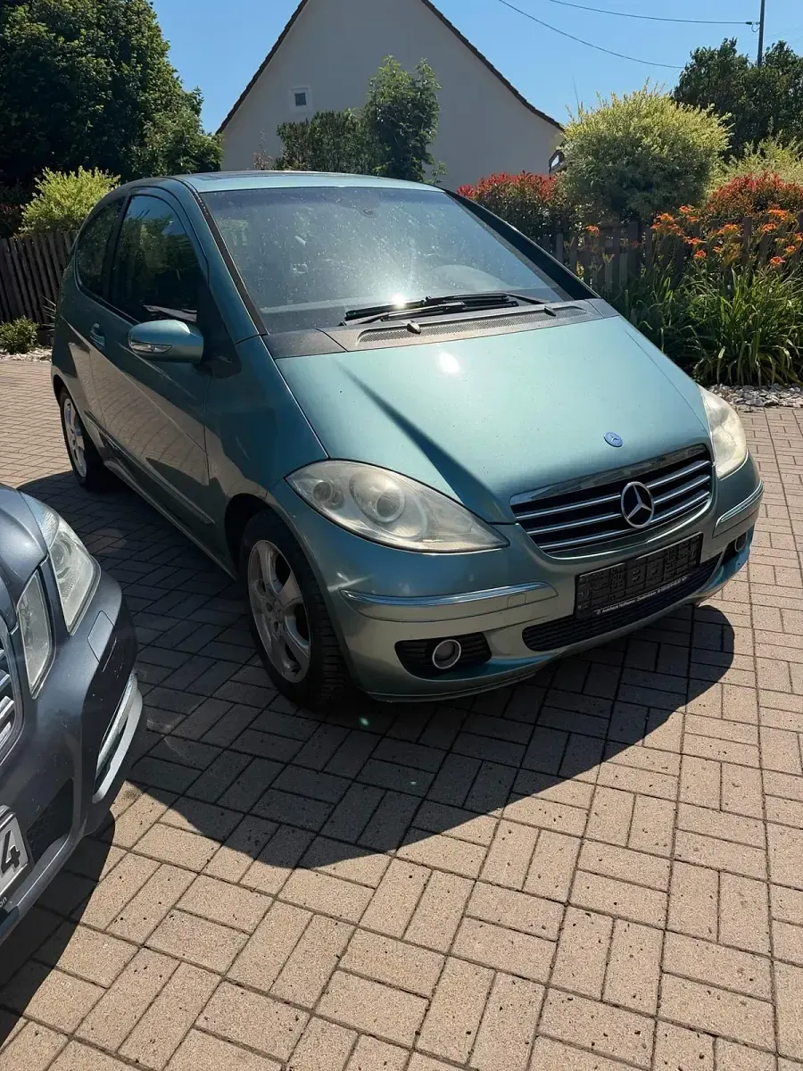 Gebraucht Mercedes A150 97 PS (71 kW) 2006 Blau Kleinwagen