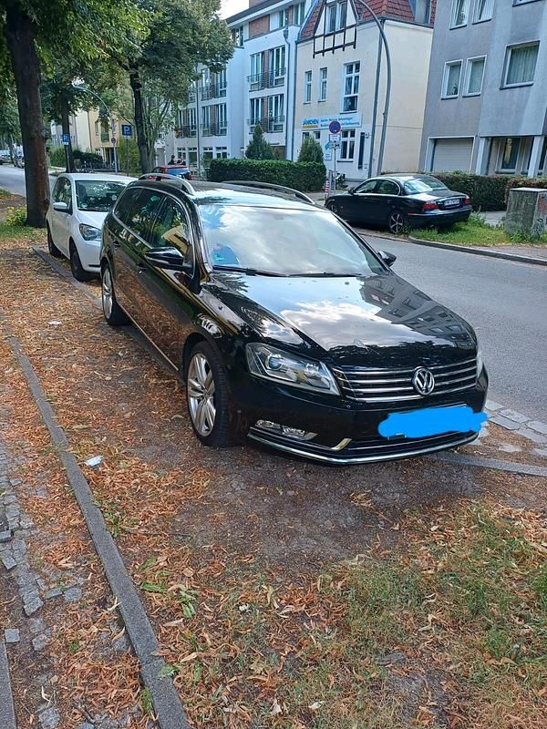 Gebraucht VW Passat 210 PS (154 kW) 2011 Schwarz Kombi