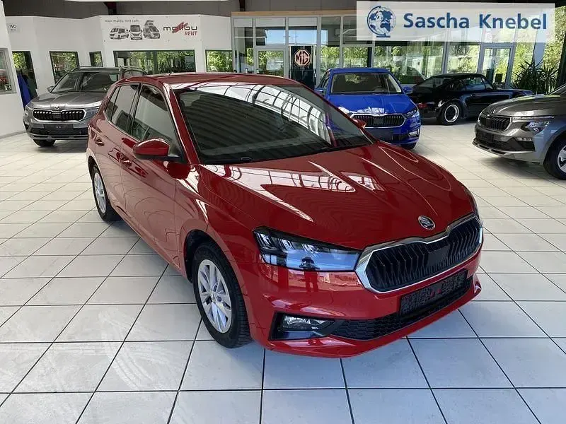 Gebraucht Skoda Fabia Selection 116 PS (85 kW) 2024 Velvet rot premium Kleinwagen