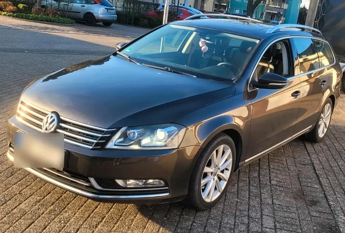 Gebraucht VW Passat 177 PS (130 kW) 2013 Braun Kombi
