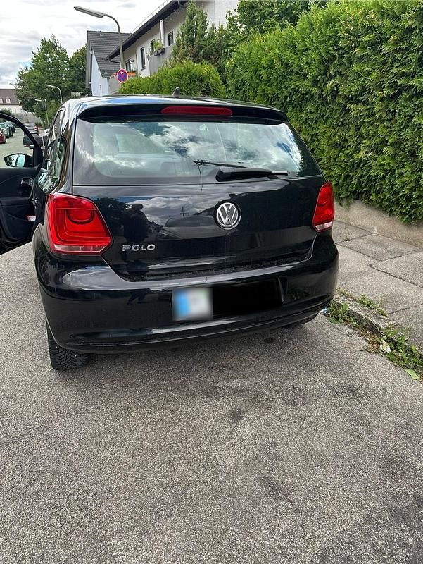 Gebraucht VW Polo 60 PS (44 kW) 2011 Schwarz Kleinwagen