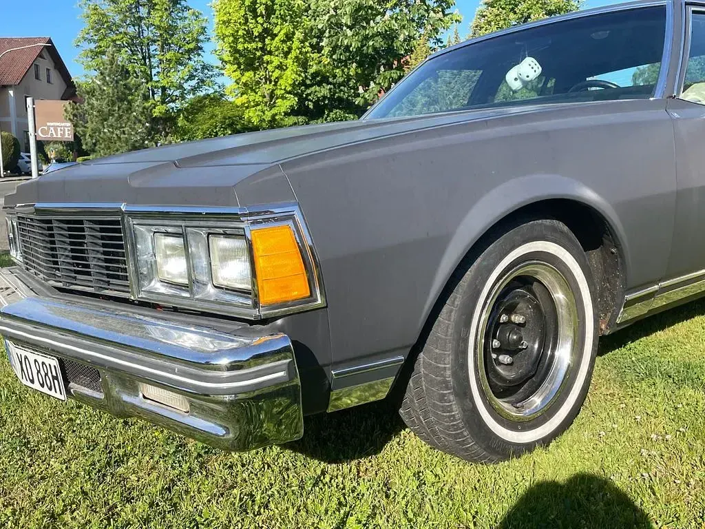Gebraucht Chevrolet Caprice 220 PS (161 kW) 1979 Grau Limousine