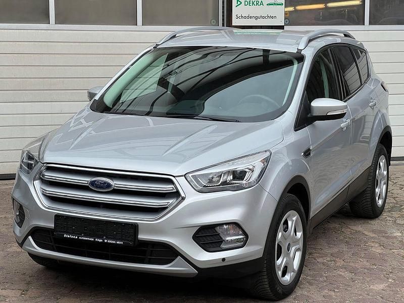 Gebraucht Ford Kuga Cool & Connect 150 PS (110 kW) 2019 Silber SUV