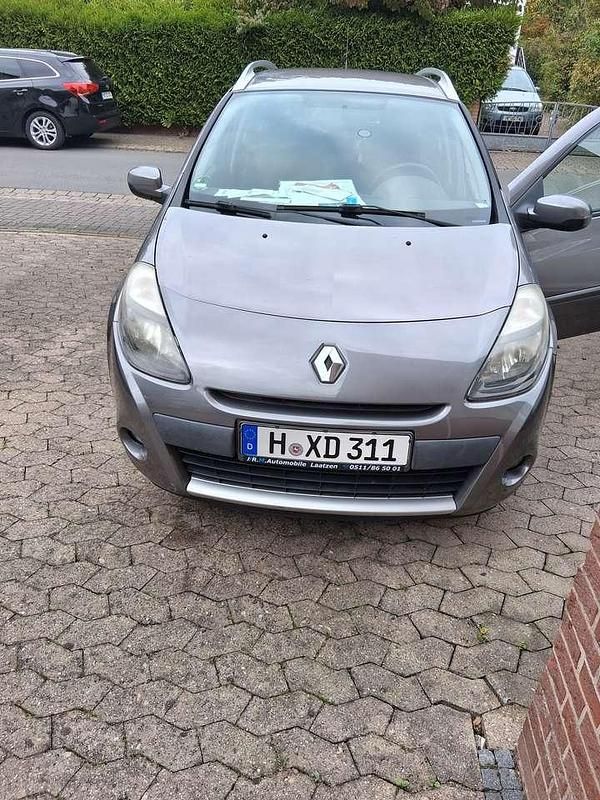 Gebraucht Renault Clio GrandTour Dynamique 75 PS (55 kW) 2013 Kombi