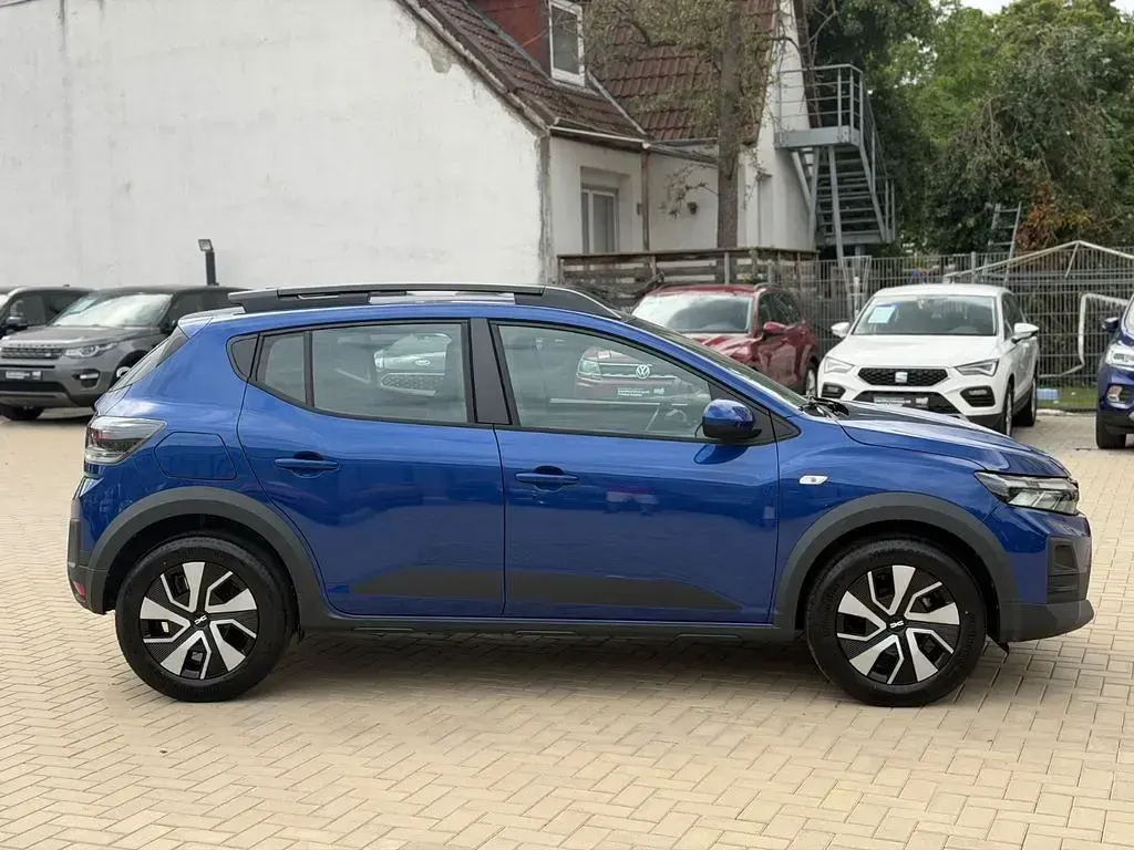 Gebraucht Dacia Sandero Expression 110 PS (80 kW) 2026 Blau SUV