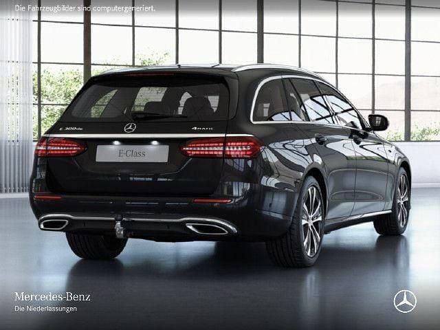 Gebraucht Mercedes E300 Avantgarde 306 PS (225 kW) 2021