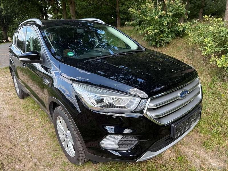 Gebraucht Ford Kuga Cool & Connect 150 PS (110 kW) 2019 Schwarz SUV