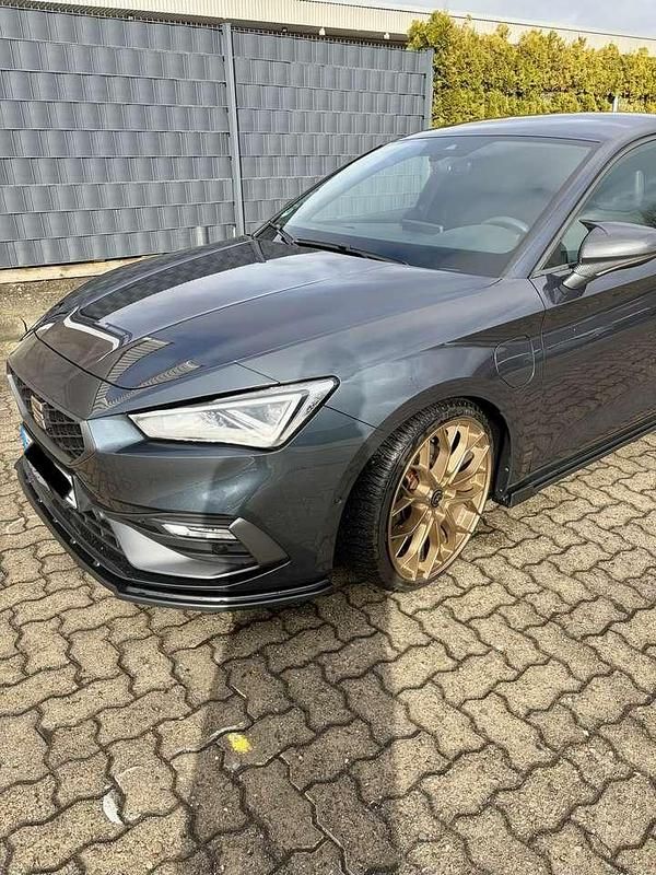 Gebraucht Seat Leon FR 204 PS (150 kW) 2020 Grau Kleinwagen