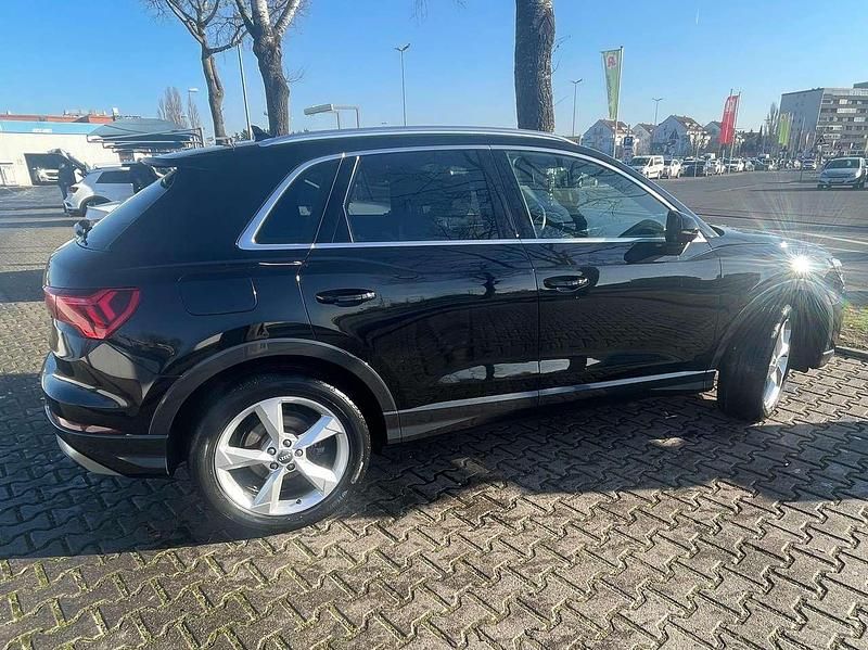 Gebraucht Audi Q3 S-Line 150 PS (110 kW) 2019 Schwarz SUV