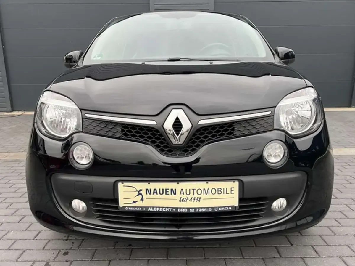 Używany Renault Twingo Intens 90 KM (66 kW) 2017 Czarny Hatchback