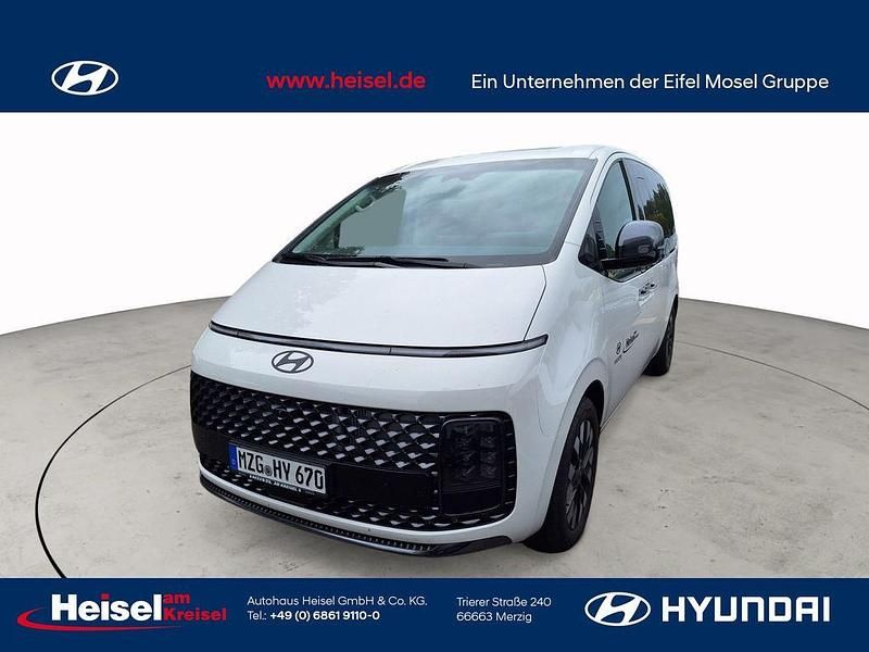 Weiß Gebraucht 2025 Hyundai Staria Signature Van | 53.460 € - Bild 1/4