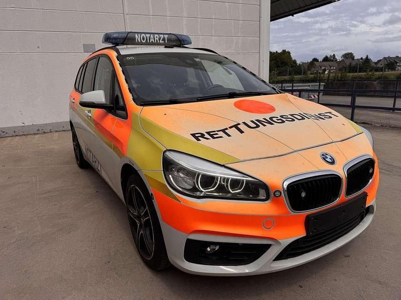 Gebraucht 2018 BMW 220 Active Tourer Van / Kleinbus | 8.200 € - Bild 1/2