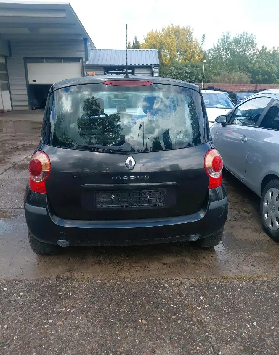 Gebraucht Renault Modus 75 PS (55 kW) 2005 Schwarz Van / Kleinbus