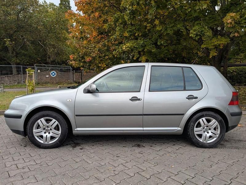 Gebraucht VW Golf IV 75 PS (55 kW) 2002 Silber Limousine