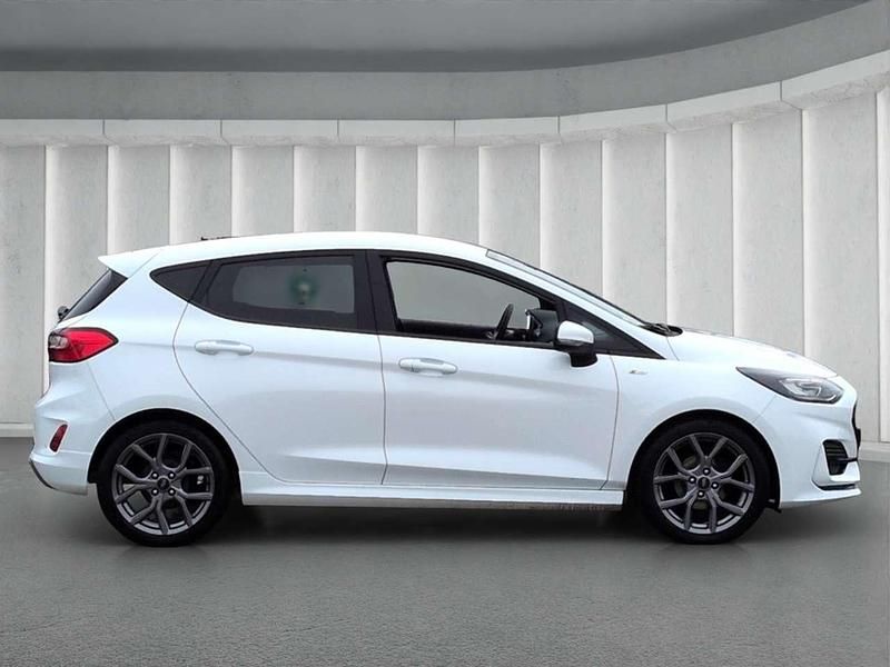 Gebraucht Ford Fiesta ST-Line 125 PS (91 kW) 2022 Weiss Kleinwagen