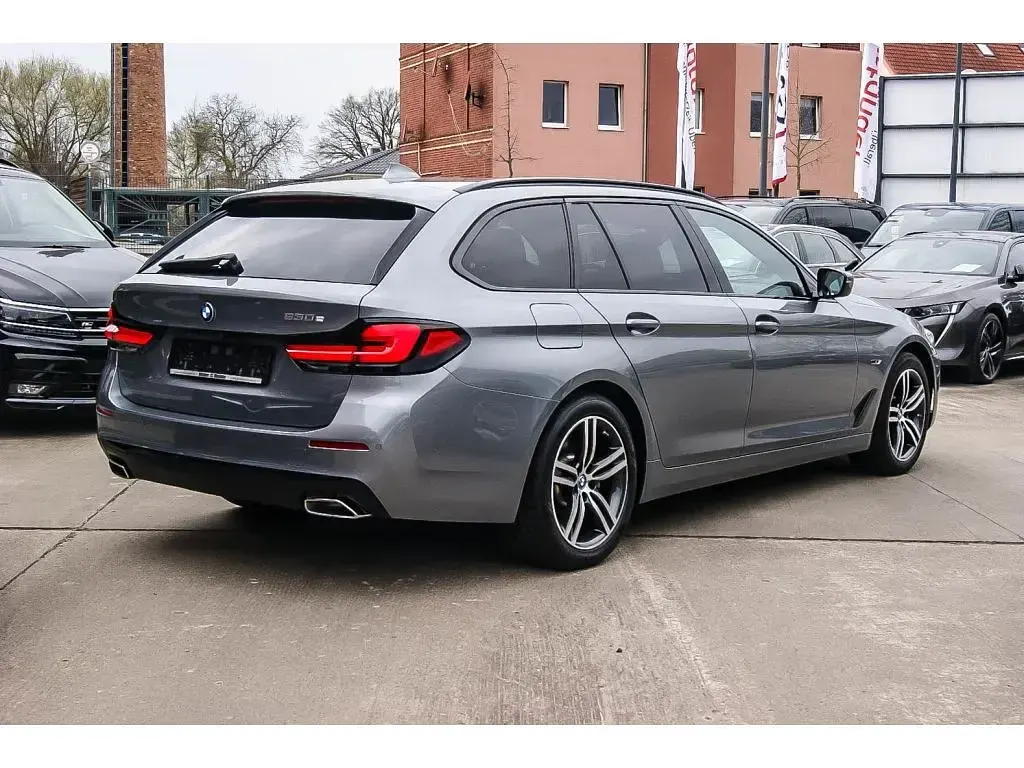 Używany BMW 530e 184 KM (135 kW) 2022 Szary Kombi