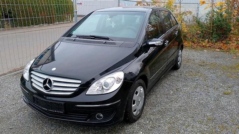 Schwarz Gebraucht 2007 Mercedes B170 Van / Kleinbus | 3.450 € (Guter Preis) - Bild 1/4