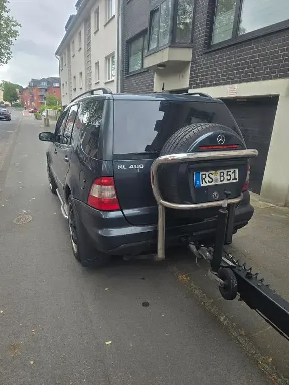 Gebraucht Mercedes ML400 250 PS (183 kW) 2003 Blau SUV