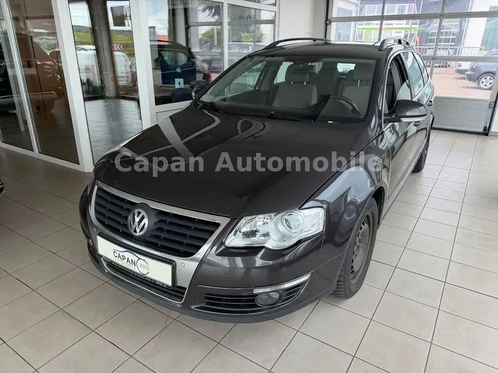 Gebraucht VW Passat Comfortline 140 PS (102 kW) 2008 Grau Kombi