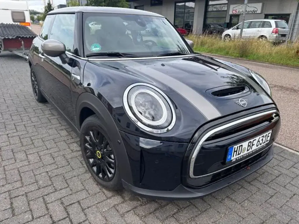 Usata Mini Cooper 135 kW (184 CV) 2023 Nero Utilitaria