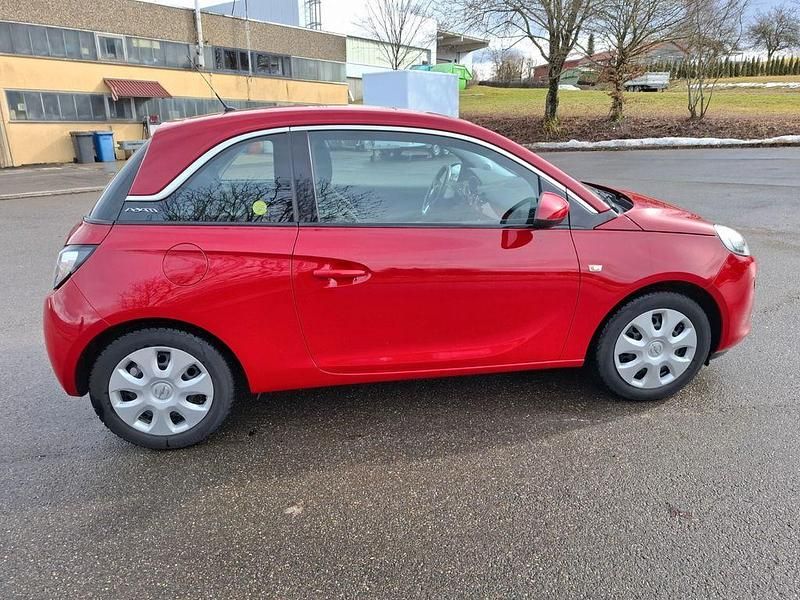 Gebraucht Opel Adam 69 PS (50 kW) 2015 Rot Kleinwagen