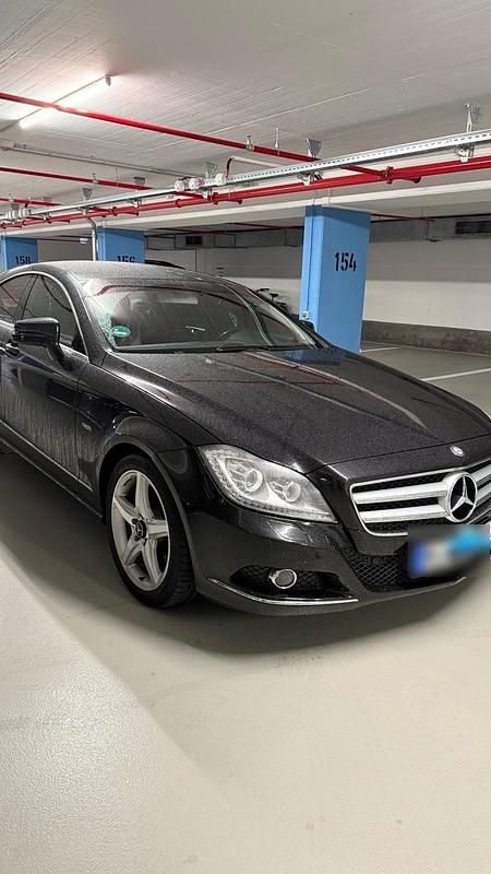 Gebraucht Mercedes CLS350 265 PS (194 kW) 2011 Schwarz Limousine